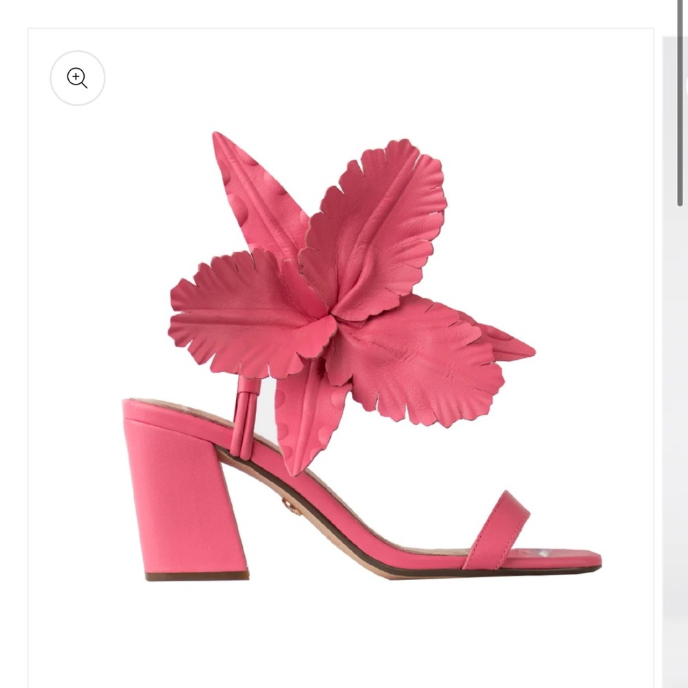 CECELIA NEW YORK Hot Pink Floral Appliqué Block Heel Sandals